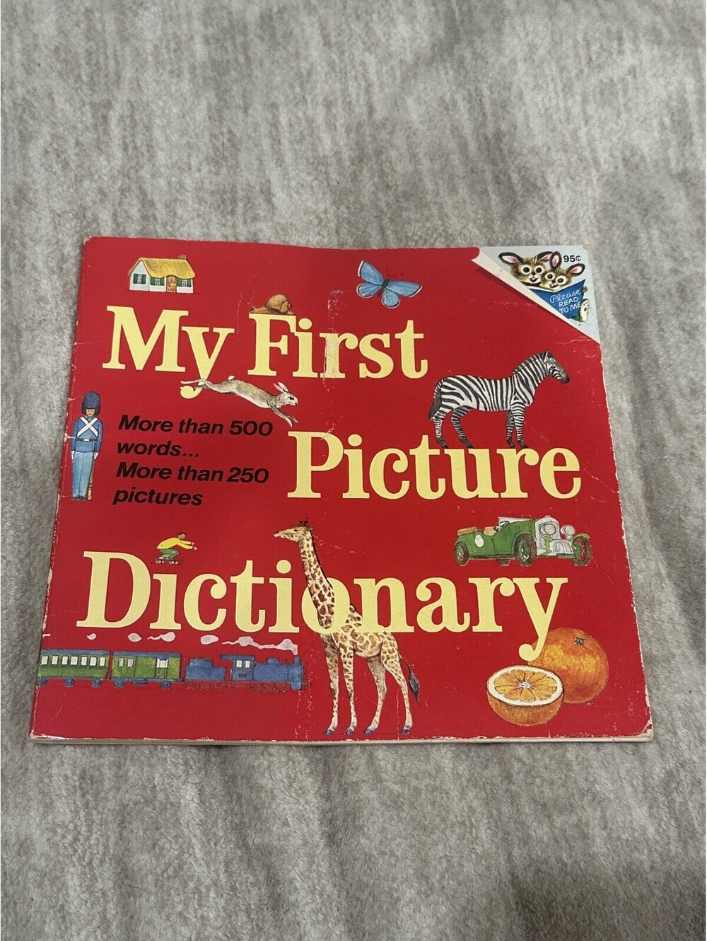My First Picture Dictionary (Pictureback(R)) - Paperback - ACCEPTABLE